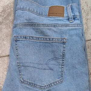 American Eagle Outfitters Light Blue Stretch Denim